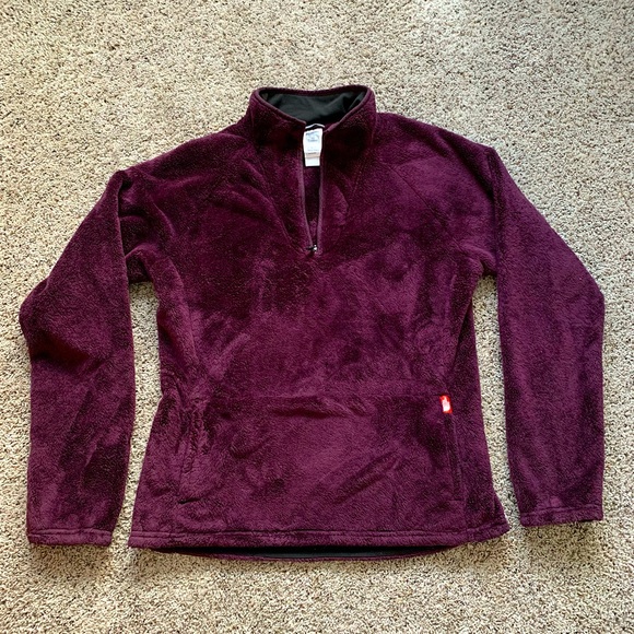 The North Face 1/4 Zip Fluffy Pull Over - Picture 1 of 9